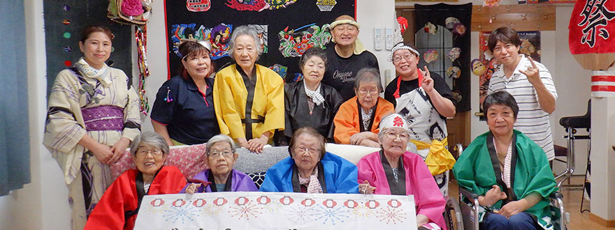 �X�f�C�T�[�r�X���